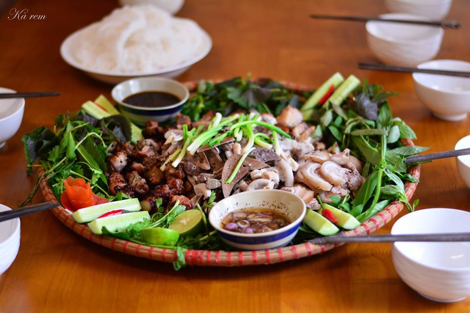 14732407_213432745744657_592957139432627136_n